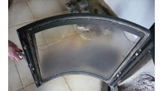 Zakaj je steklo mojega kamina črno?